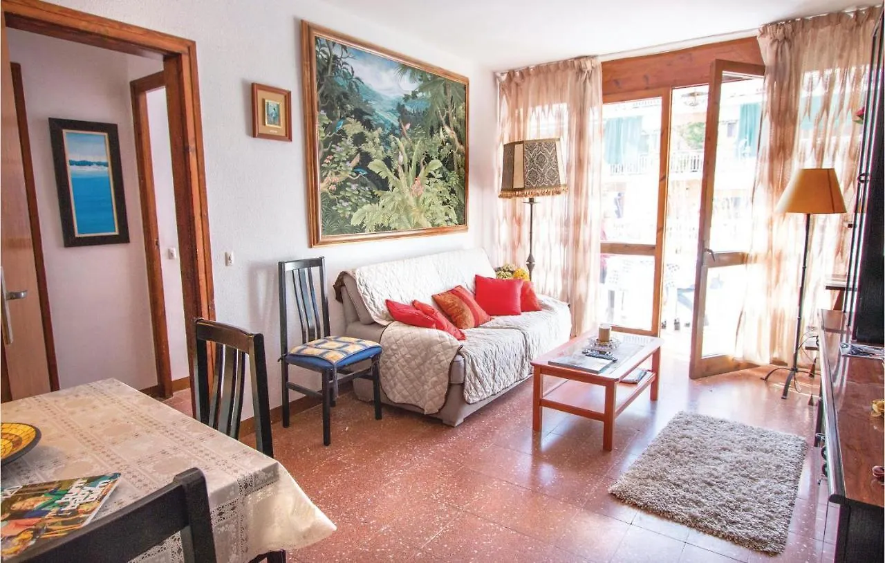 2 Bedroom Beautiful Apartment In Pineda De Mar Španělsko